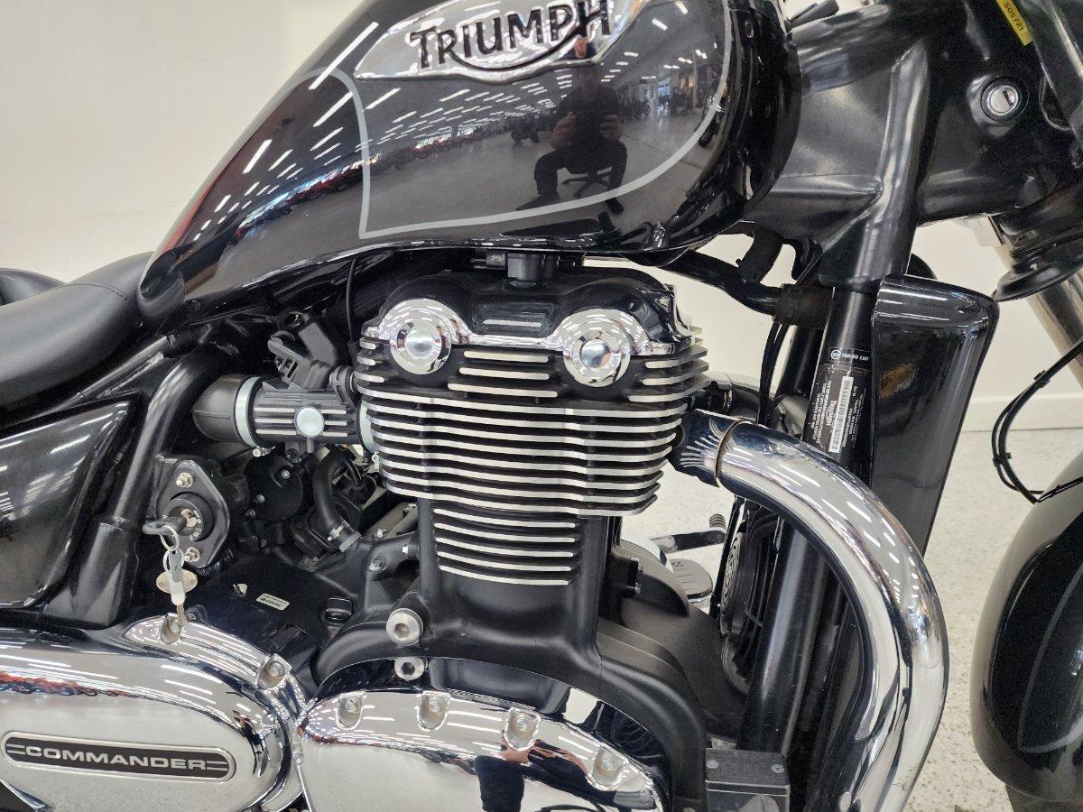 2014 TRIUMPH THUNDERBIRD COMMANDER CRUISER