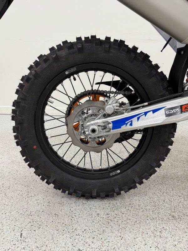 2026 KTM 450 EXC-F SIX DAYS ENDURO