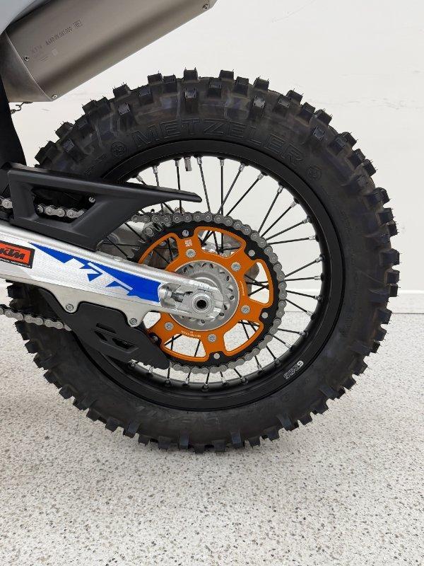 2026 KTM 450 EXC-F SIX DAYS ENDURO