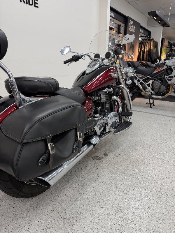 2017 TRIUMPH THUNDERBIRD LT CRUISER