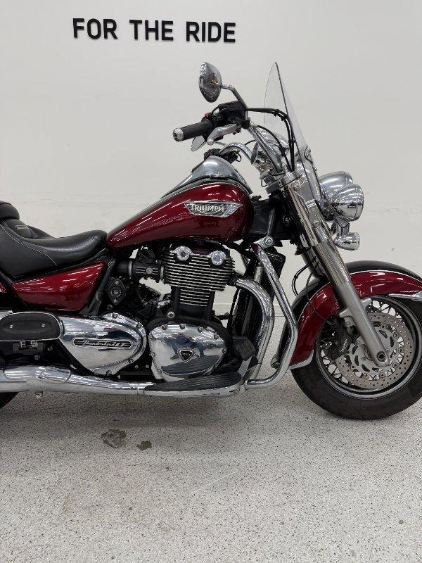 2017 TRIUMPH THUNDERBIRD LT CRUISER
