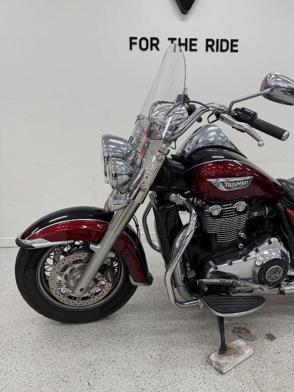 2017 TRIUMPH THUNDERBIRD LT CRUISER
