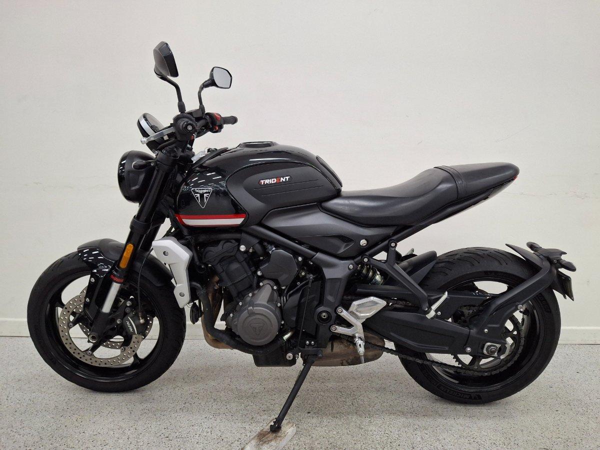 2021 TRIUMPH TRIDENT 660 ROAD