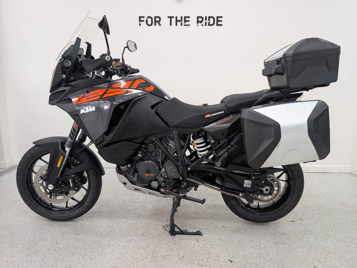 2017 KTM 1290 SUPER ADVENTURE DUAL SPORTS