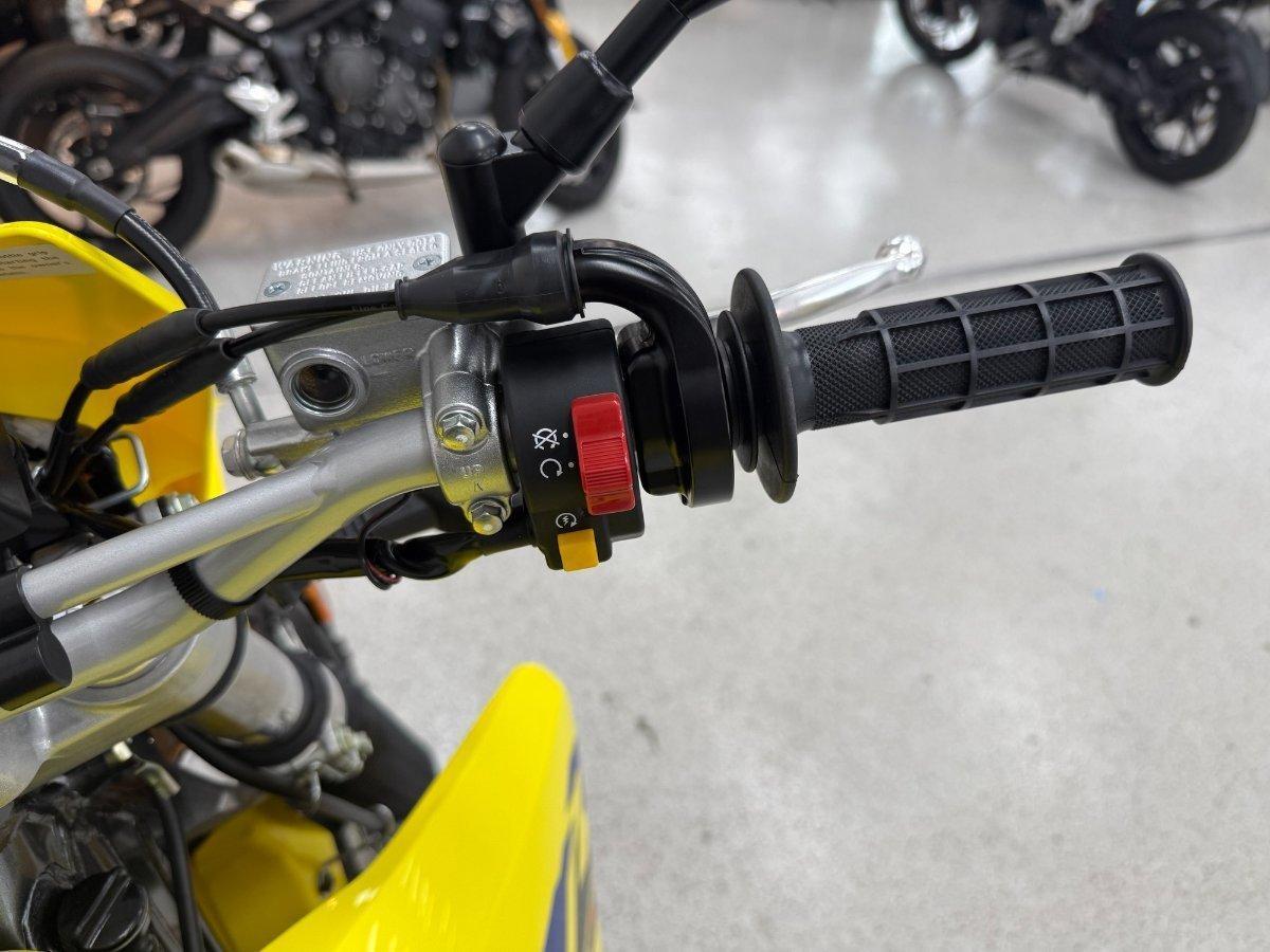 2025 SUZUKI DR-Z400E ENDURO