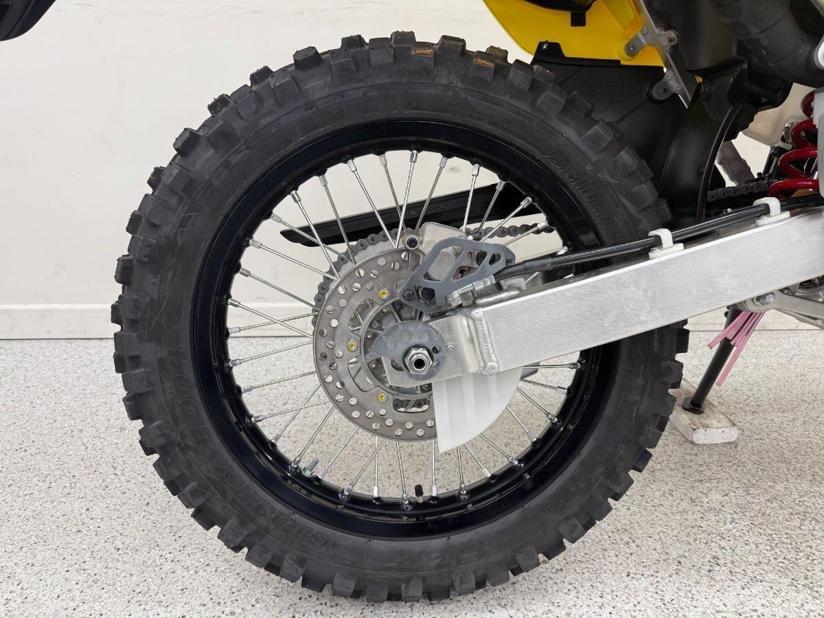 2025 SUZUKI DR-Z400E ENDURO