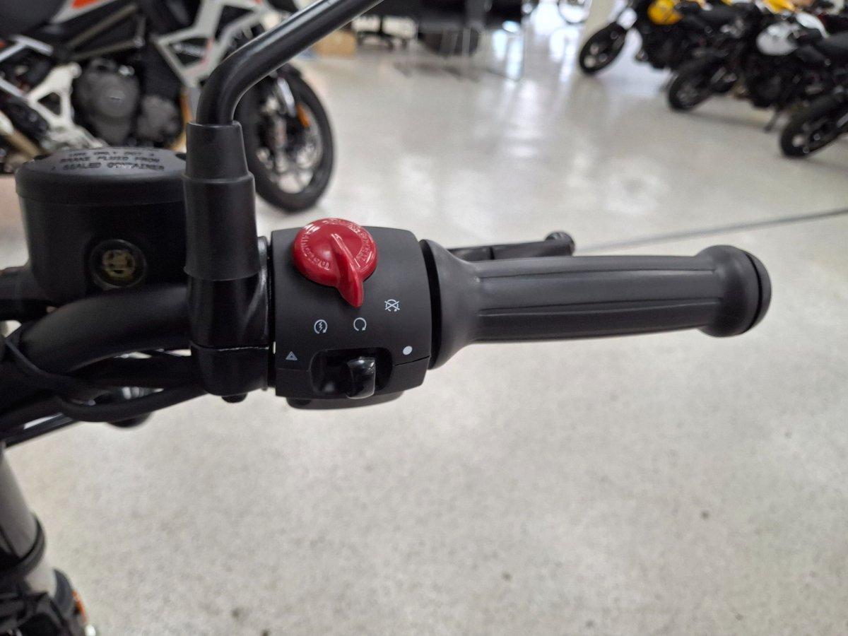 2026 ROYAL ENFIELD METEOR 350 FIREBALL ROAD