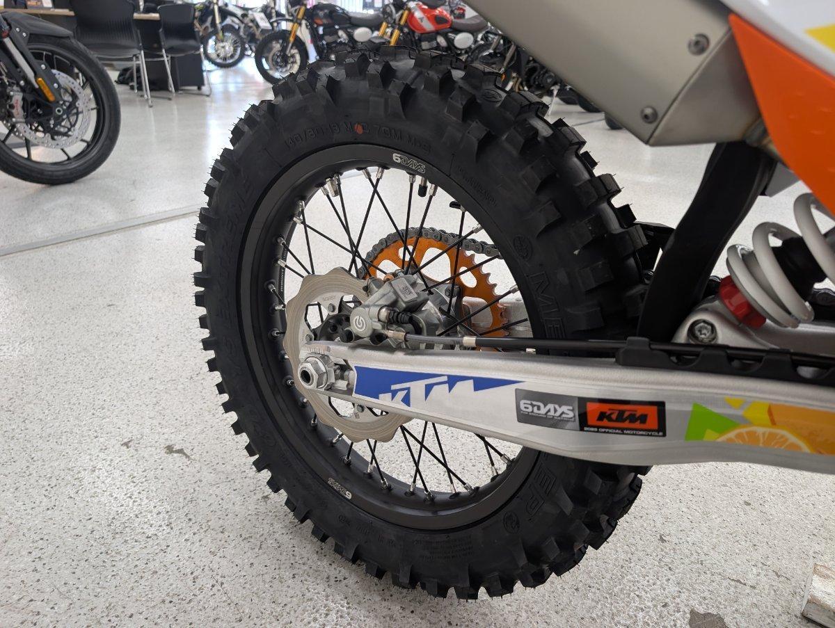 2026 KTM 300 EXC SIX DAYS ENDURO