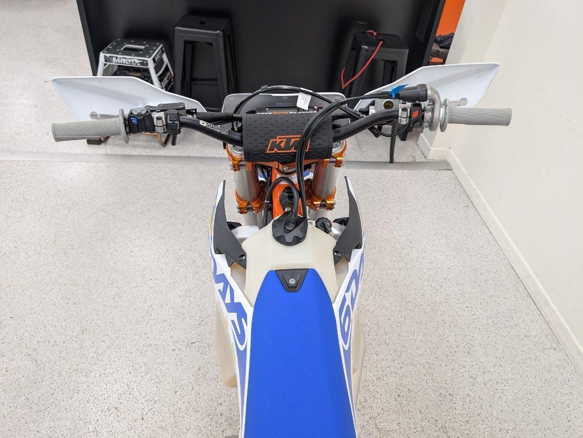 2026 KTM 300 EXC SIX DAYS ENDURO