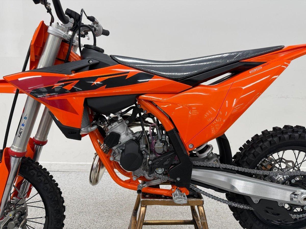 2026 KTM 85 SX (17/14) MINIBIKE