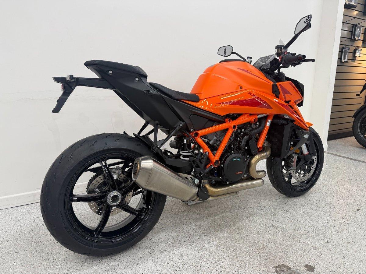2026 KTM 1390 SUPER DUKE R EVO SPORTS