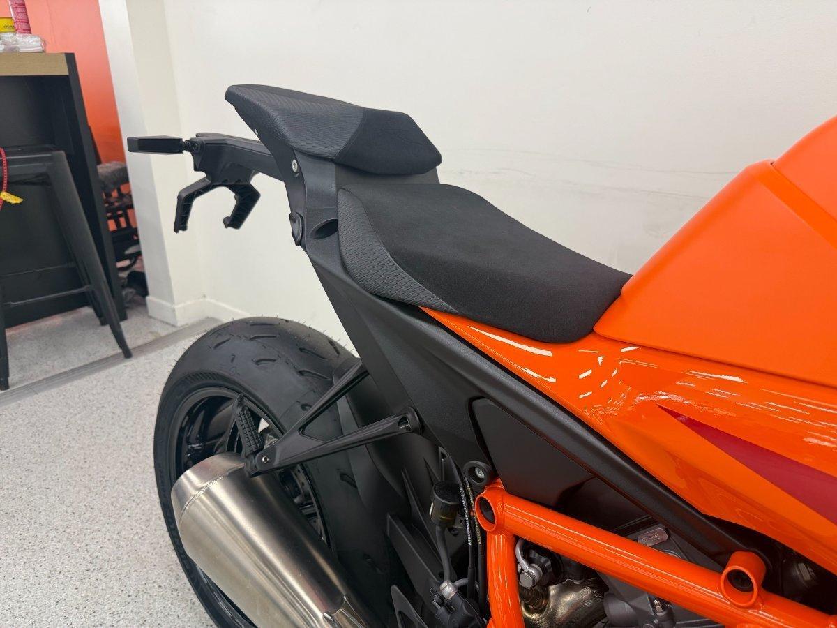 2026 KTM 1390 SUPER DUKE R EVO SPORTS