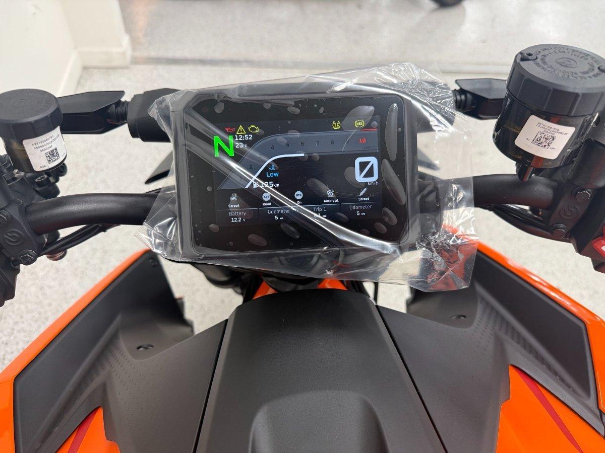 2026 KTM 1390 SUPER DUKE R EVO SPORTS
