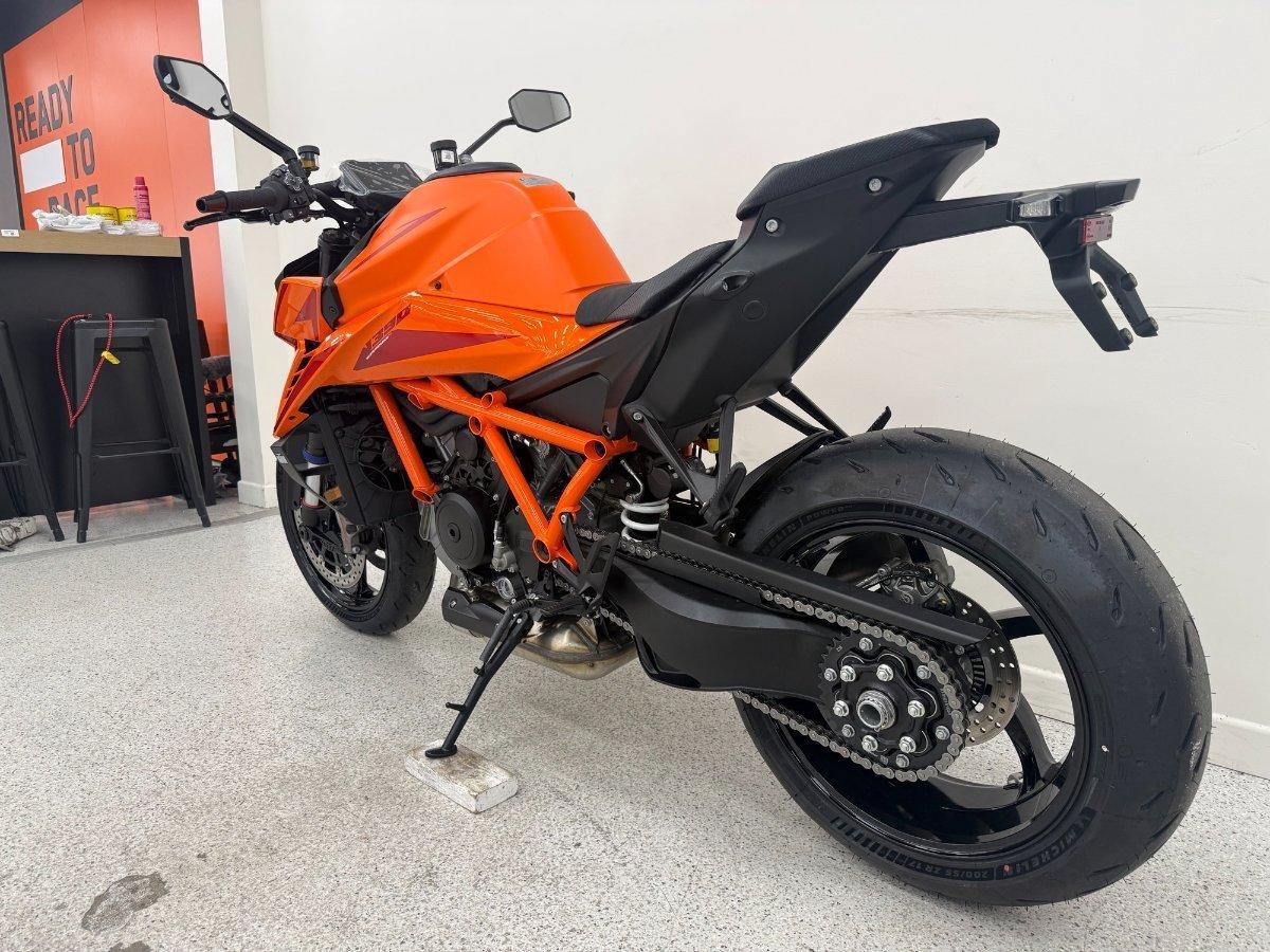 2026 KTM 1390 SUPER DUKE R EVO SPORTS