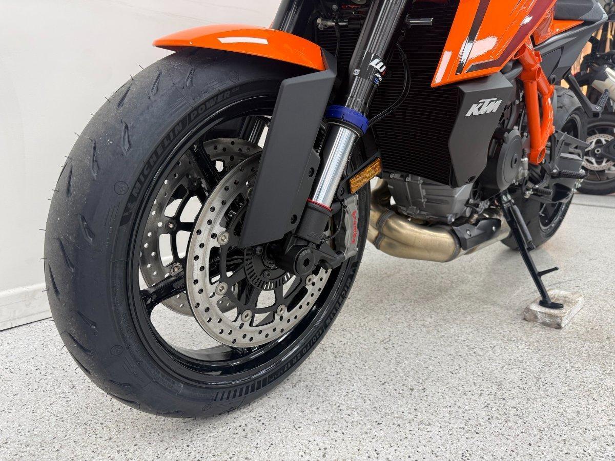 2026 KTM 1390 SUPER DUKE R EVO SPORTS