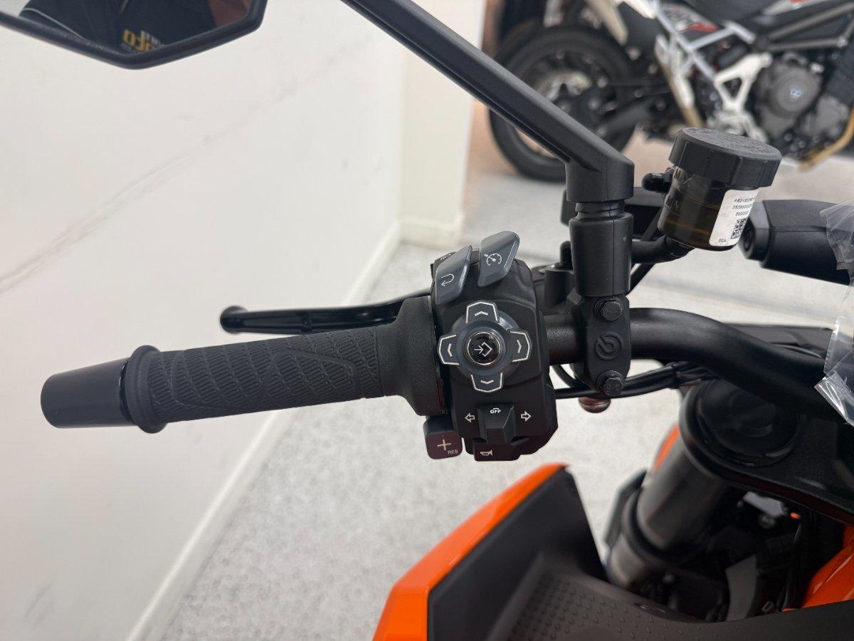 2026 KTM 1390 SUPER DUKE R EVO SPORTS