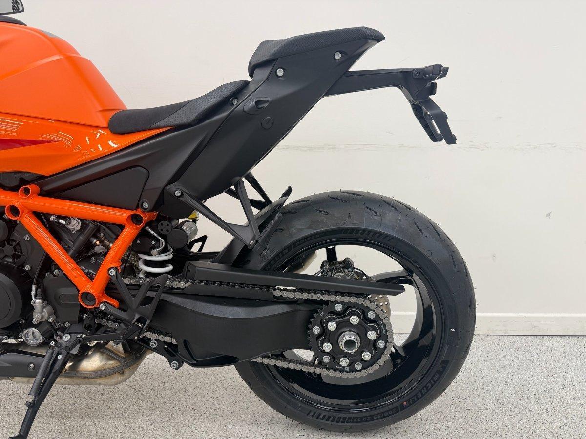2026 KTM 1390 SUPER DUKE R EVO SPORTS