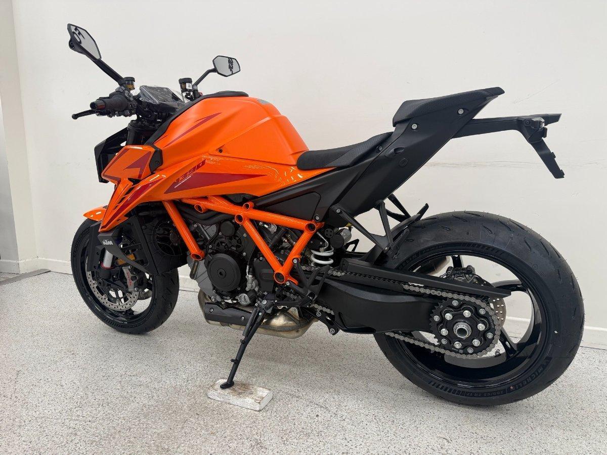 2026 KTM 1390 SUPER DUKE R EVO SPORTS