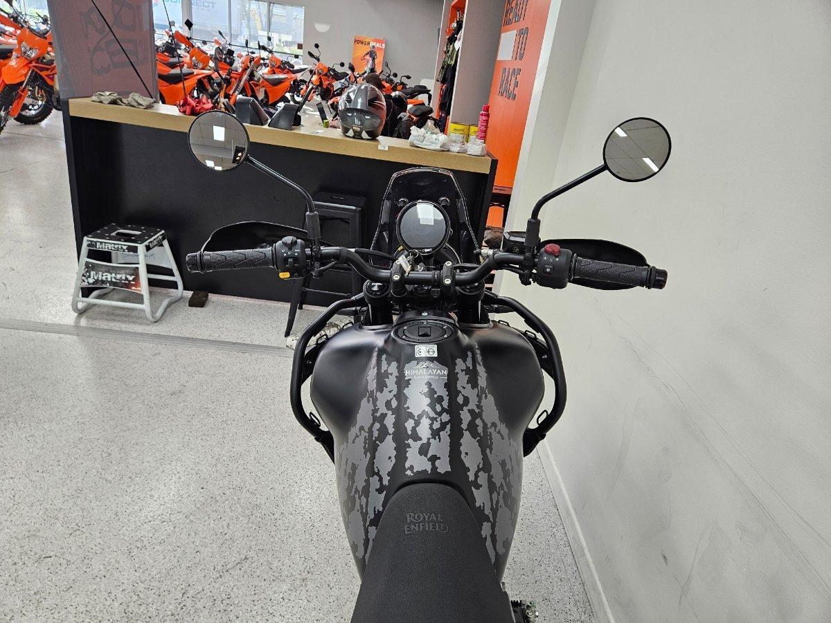 2026 ROYAL ENFIELD HIMALAYAN 450 MANA BLACK EDITION ROAD