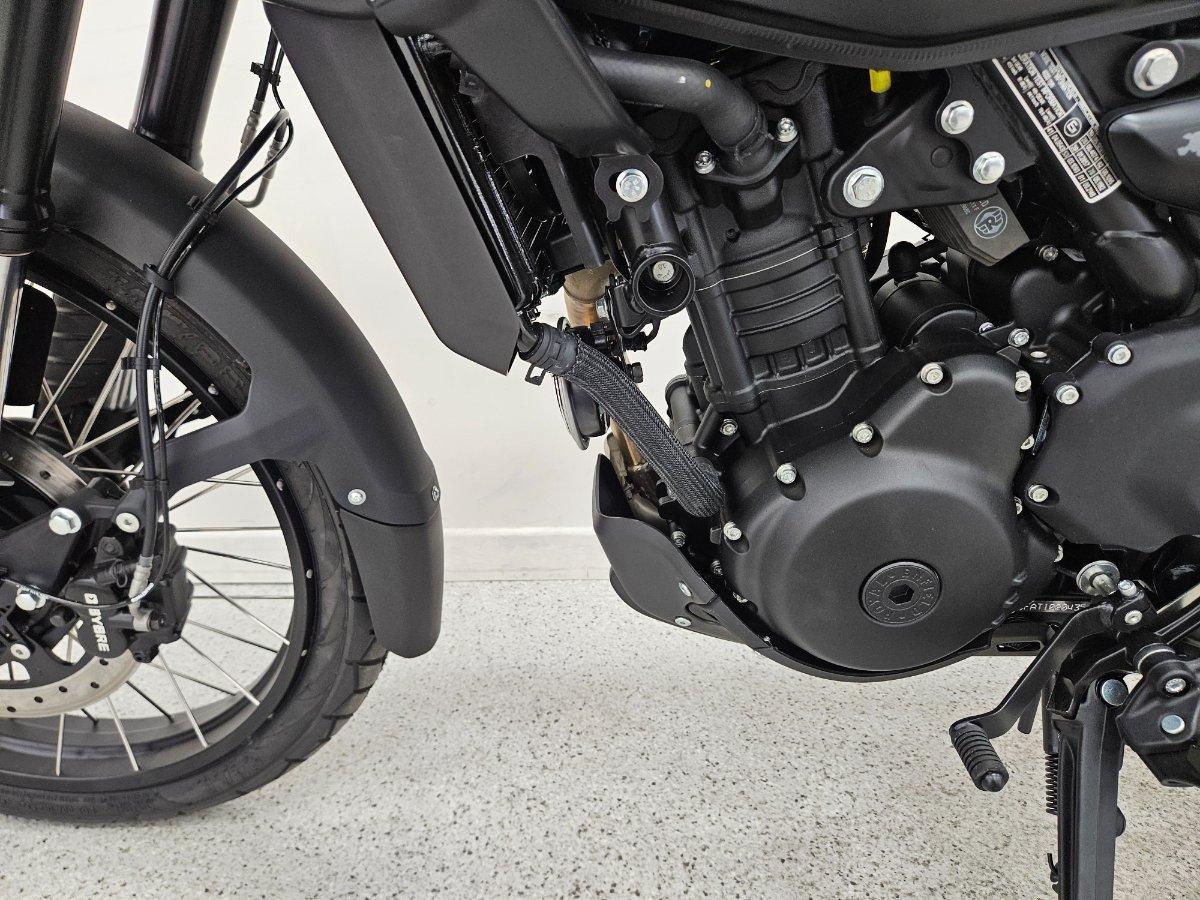 2026 ROYAL ENFIELD HIMALAYAN 450 MANA BLACK EDITION ROAD