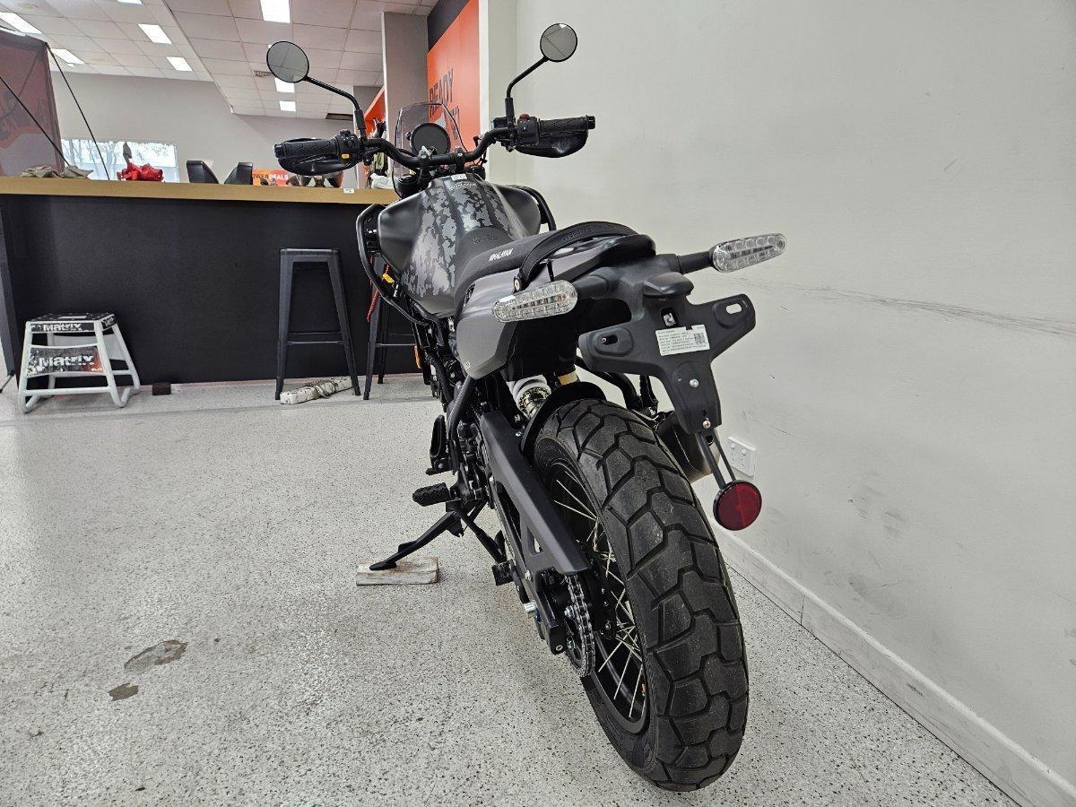 2026 ROYAL ENFIELD HIMALAYAN 450 MANA BLACK EDITION ROAD