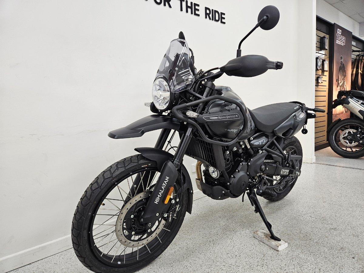 2026 ROYAL ENFIELD HIMALAYAN 450 MANA BLACK EDITION ROAD