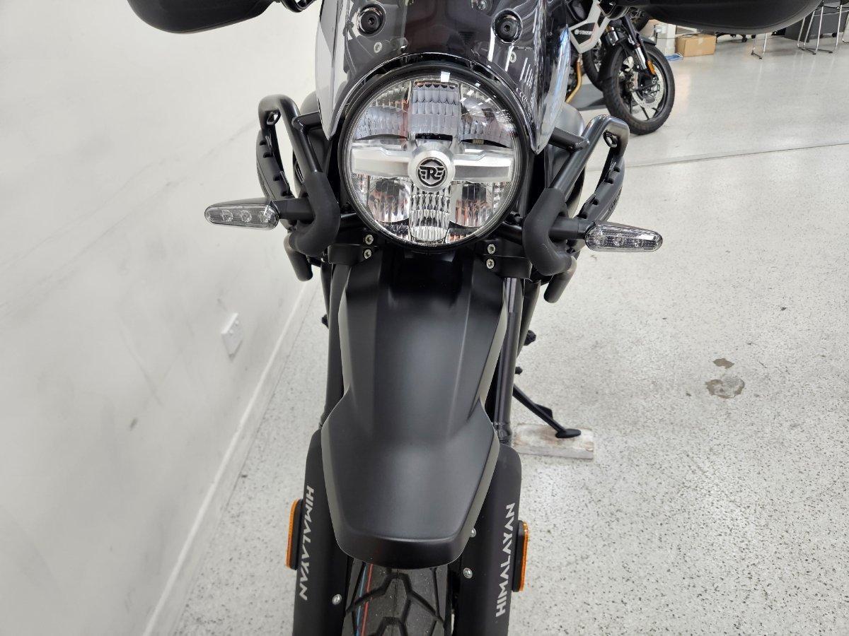 2026 ROYAL ENFIELD HIMALAYAN 450 MANA BLACK EDITION ROAD