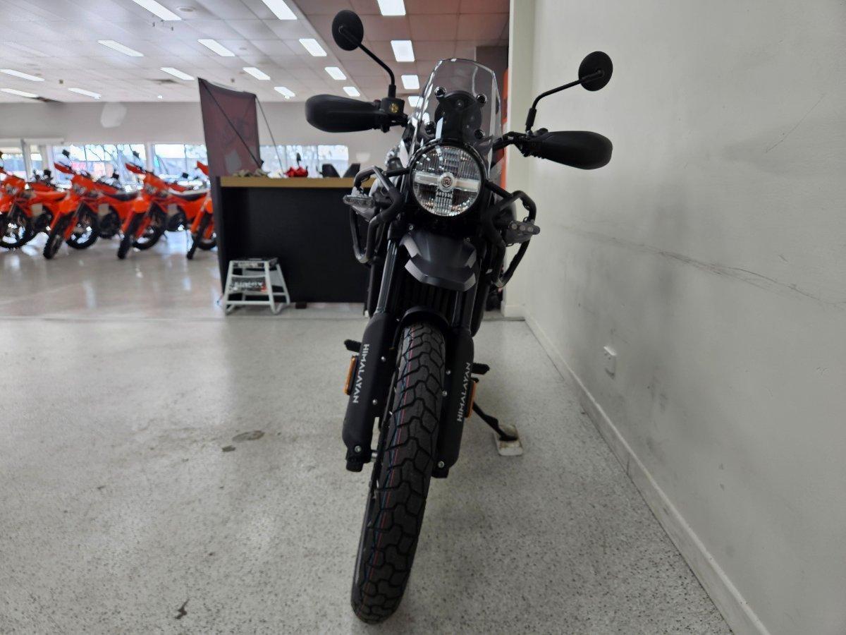 2026 ROYAL ENFIELD HIMALAYAN 450 MANA BLACK EDITION ROAD