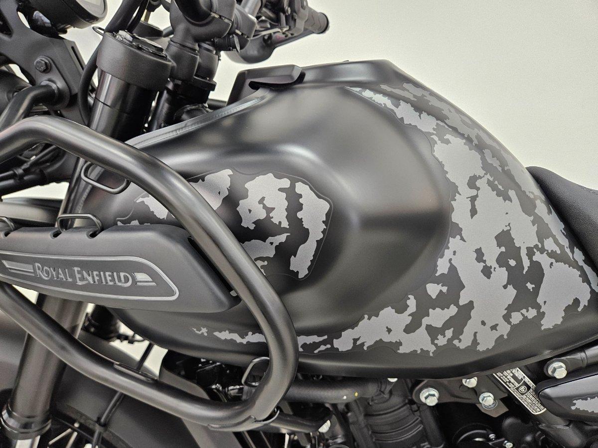 2026 ROYAL ENFIELD HIMALAYAN 450 MANA BLACK EDITION ROAD