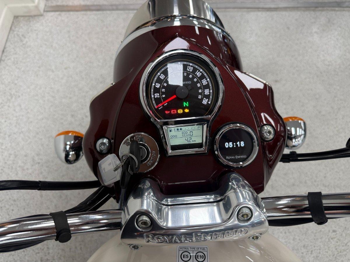 2025 ROYAL ENFIELD (SEE ALSO ENFIELD) CLASSIC 650 ROAD