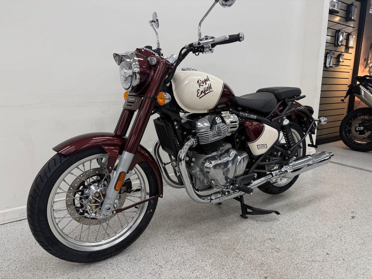 2025 ROYAL ENFIELD (SEE ALSO ENFIELD) CLASSIC 650 ROAD