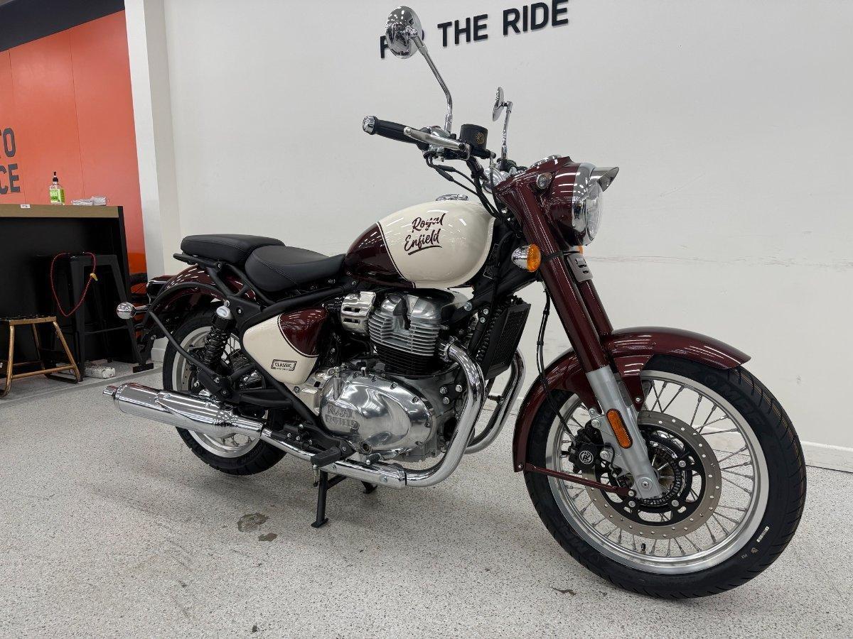 2025 ROYAL ENFIELD (SEE ALSO ENFIELD) CLASSIC 650 ROAD