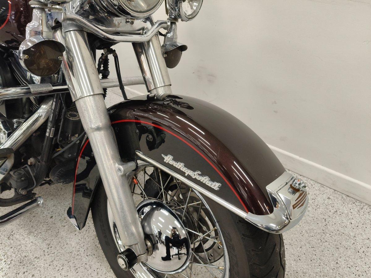 2011 HARLEY-DAVIDSON FLSTC HERITAGE SOFTAIL CLASSIC CRUISER