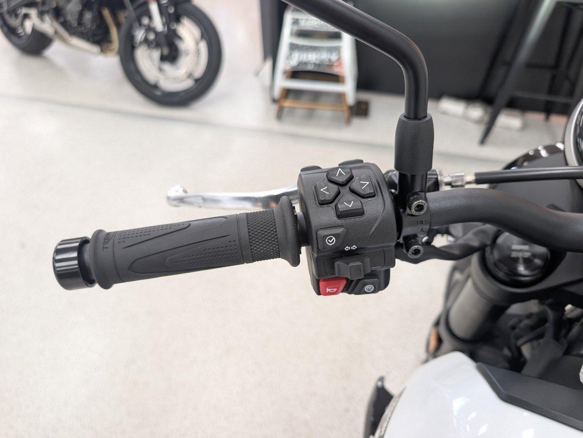 2026 TRIUMPH TRIDENT 660 ROAD