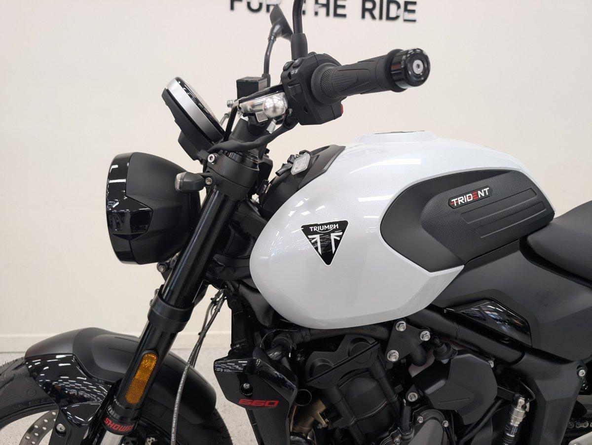 2026 TRIUMPH TRIDENT 660 ROAD