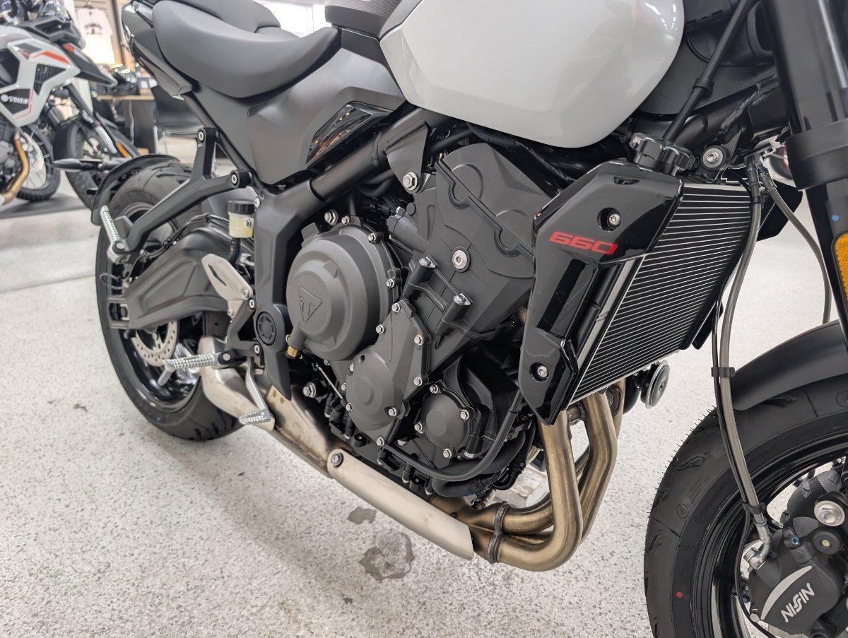 2026 TRIUMPH TRIDENT 660 ROAD
