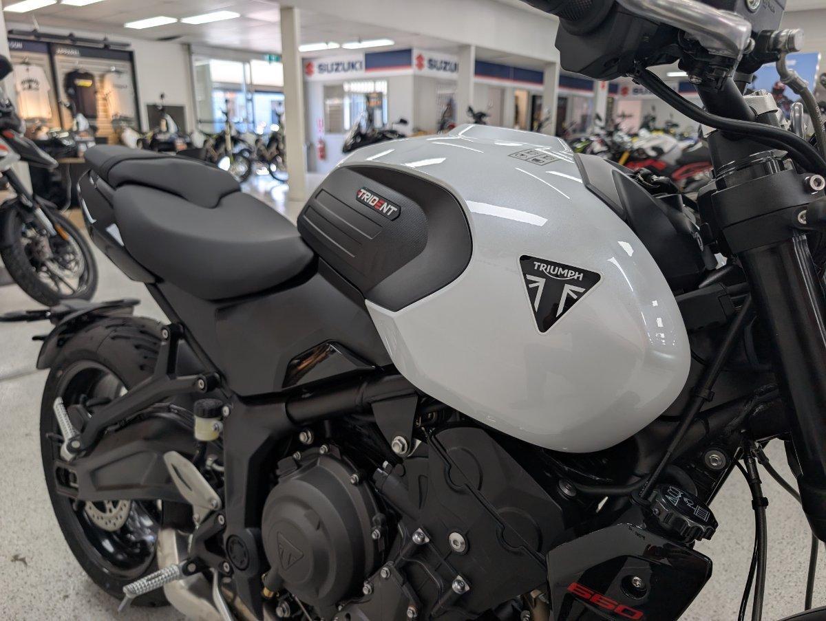 2026 TRIUMPH TRIDENT 660 ROAD