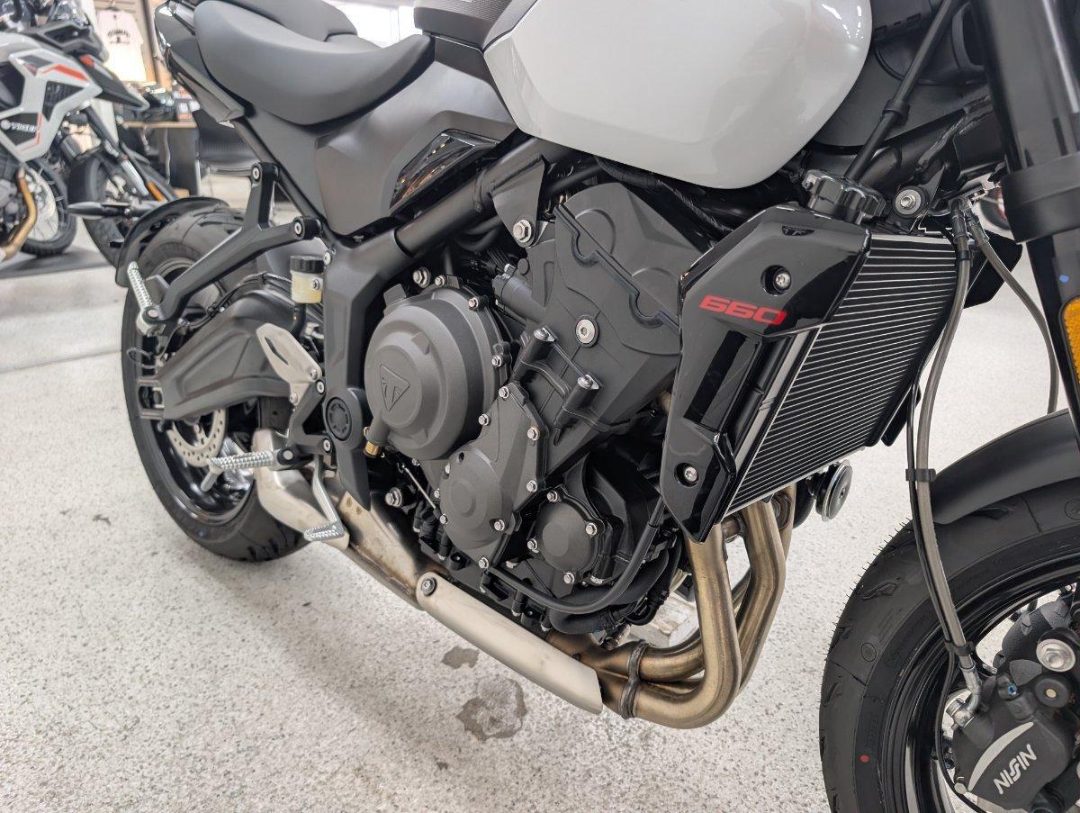 2026 TRIUMPH TRIDENT 660 ROAD
