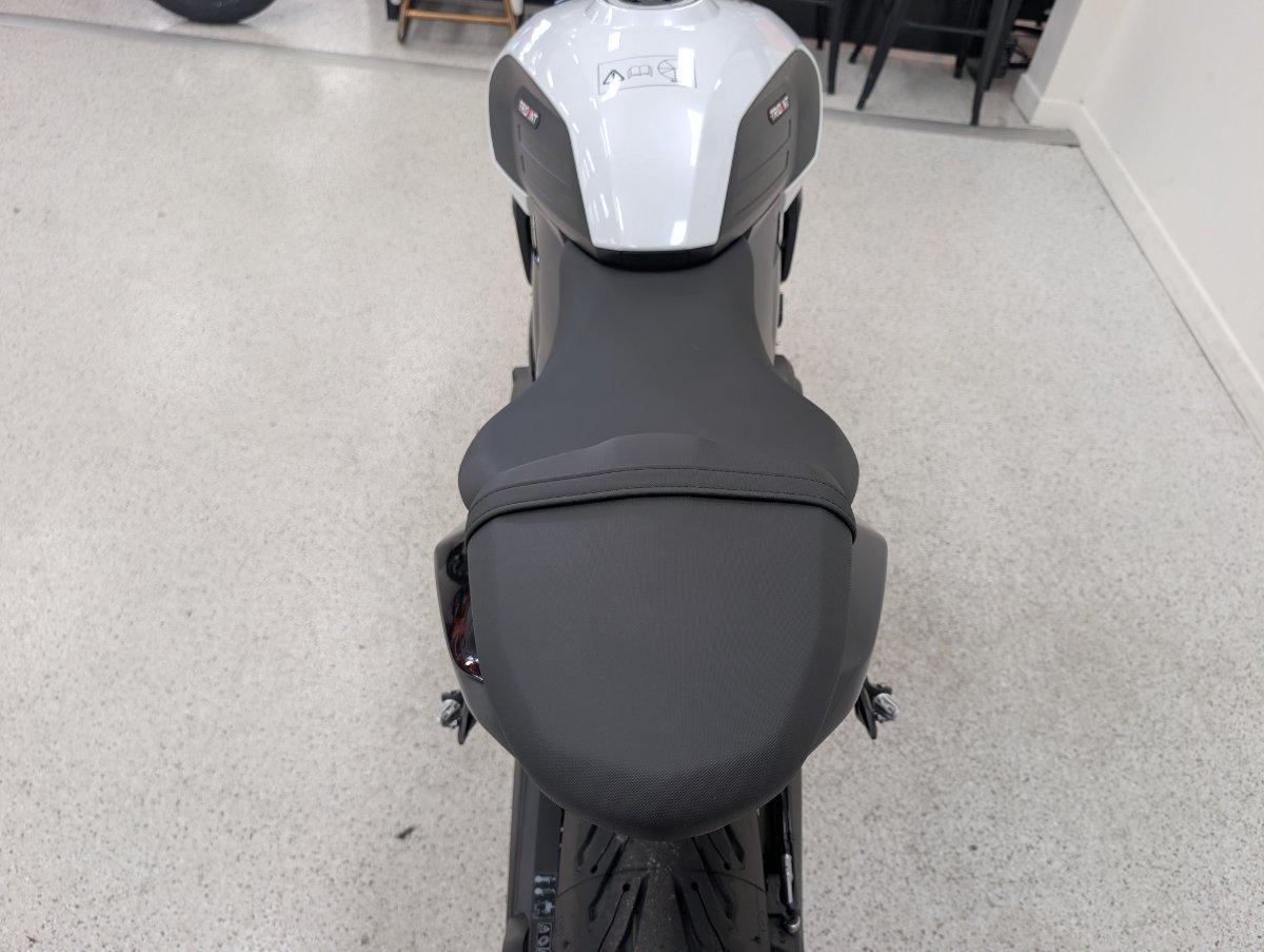 2026 TRIUMPH TRIDENT 660 ROAD