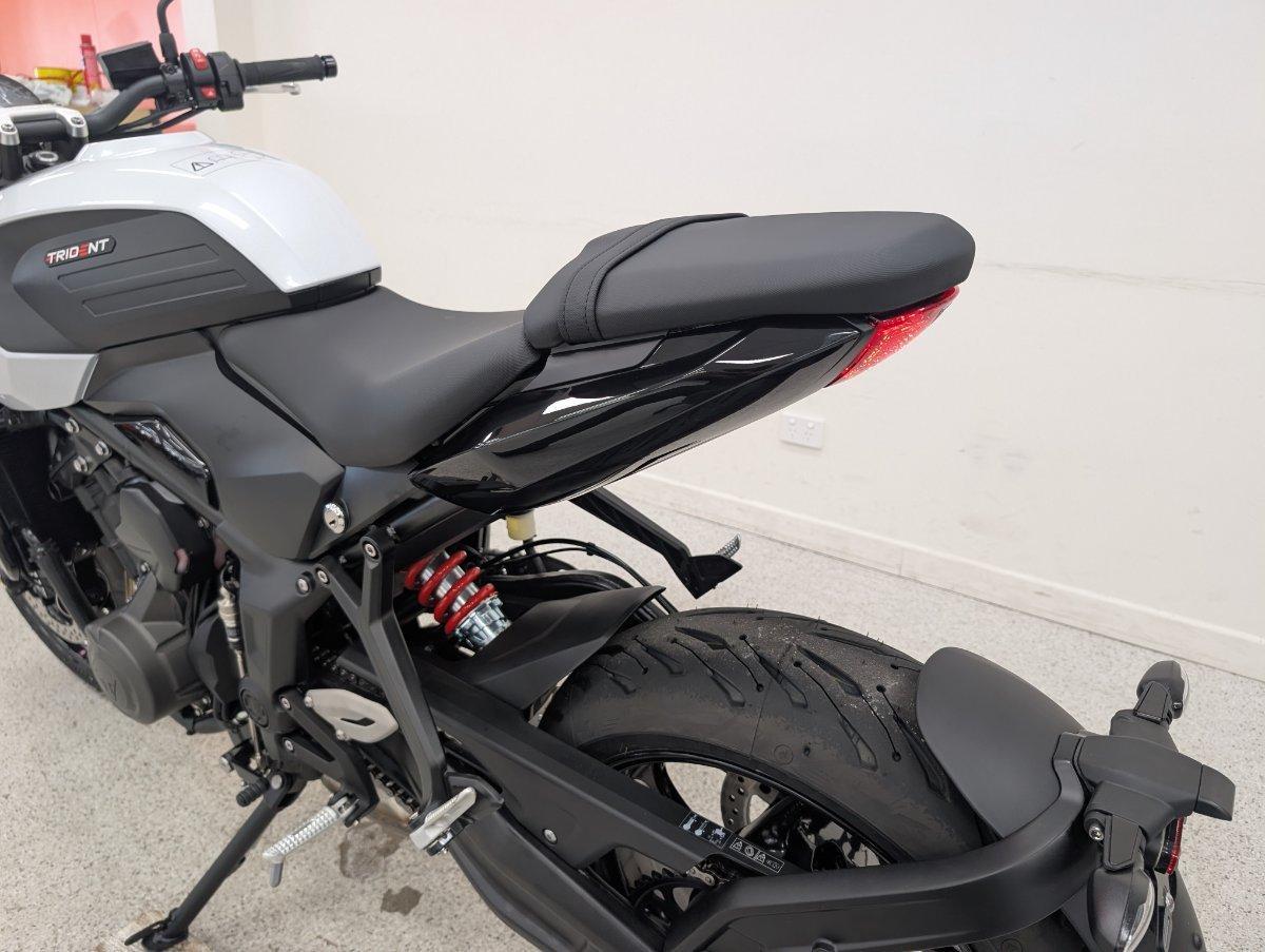 2026 TRIUMPH TRIDENT 660 ROAD