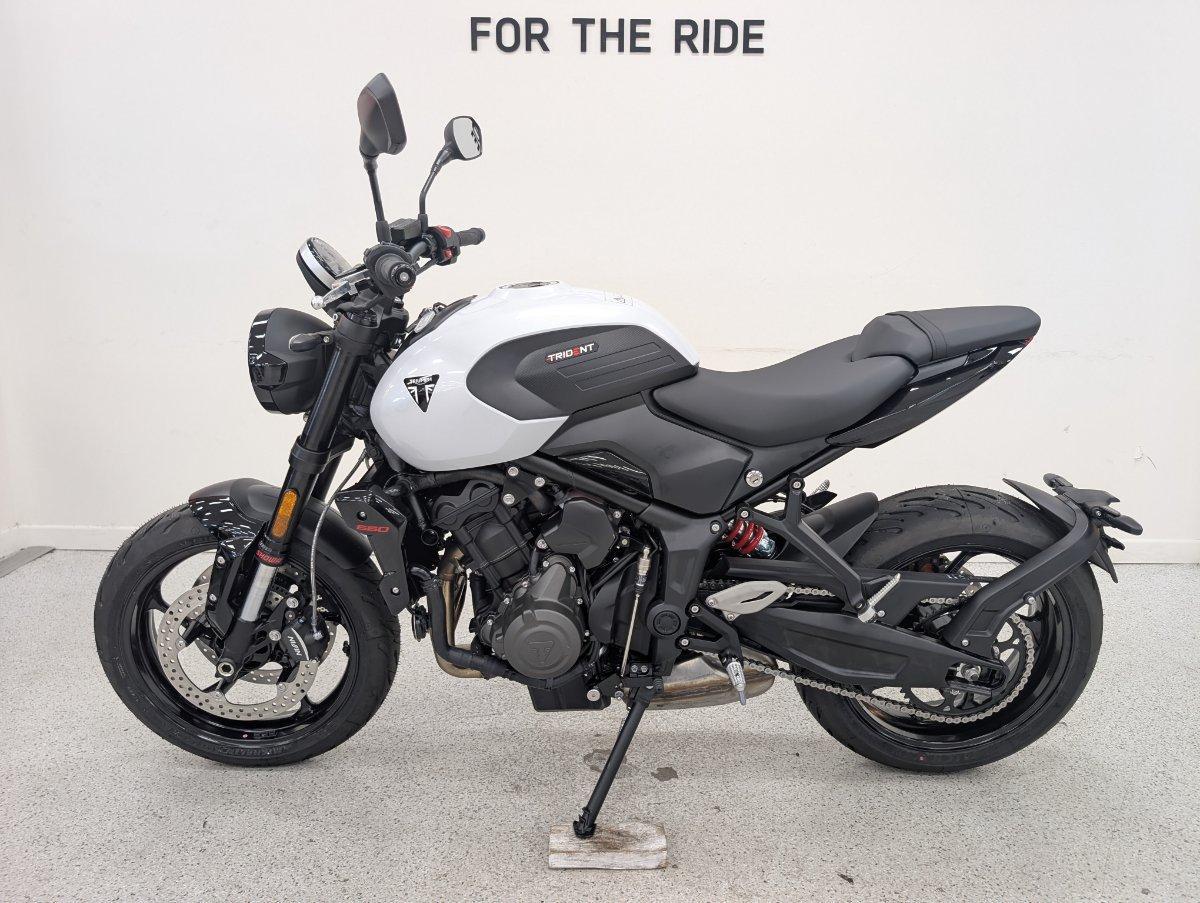2026 TRIUMPH TRIDENT 660 ROAD