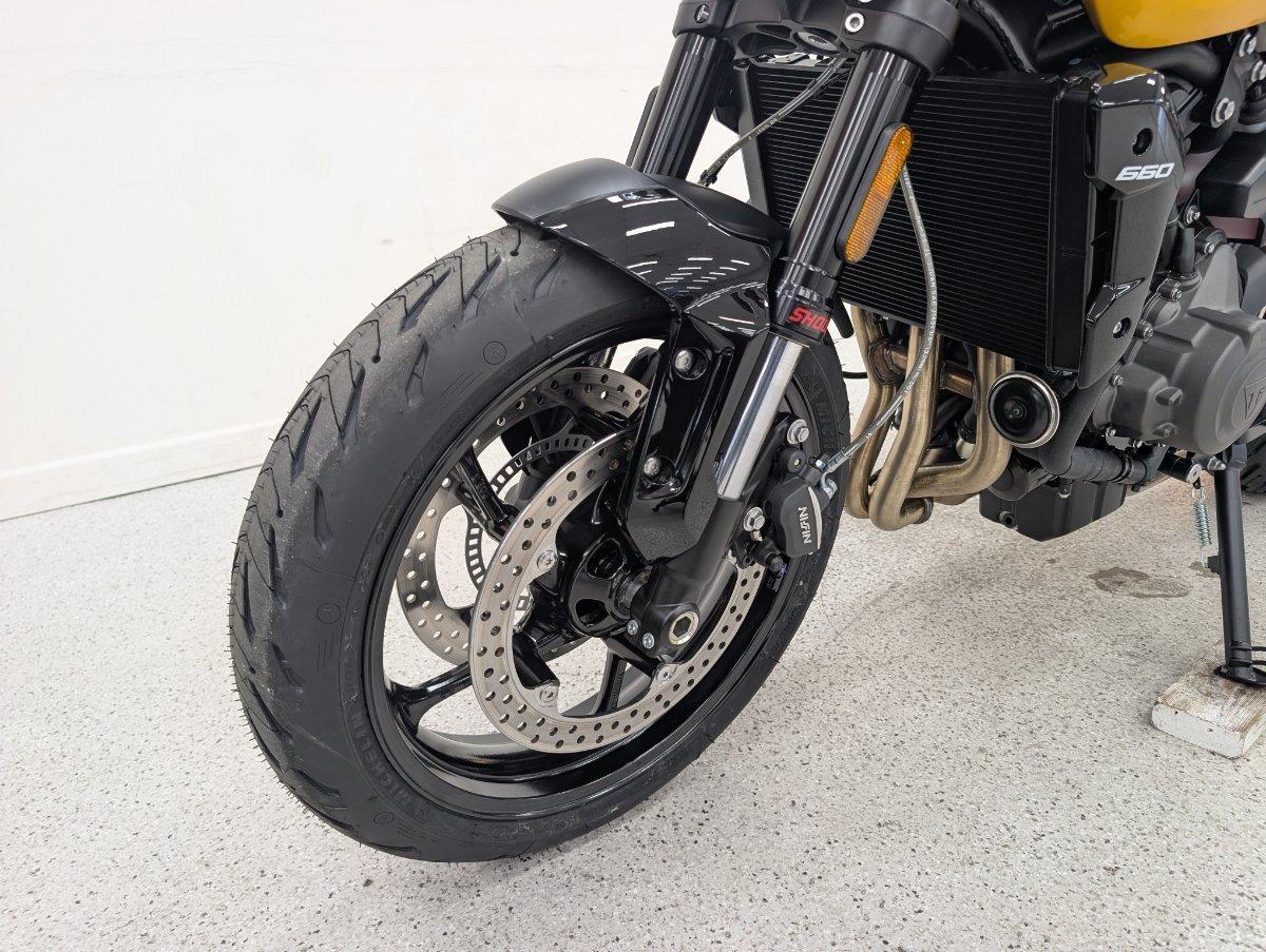 2026 TRIUMPH TRIDENT 660 (LAMS) ROAD