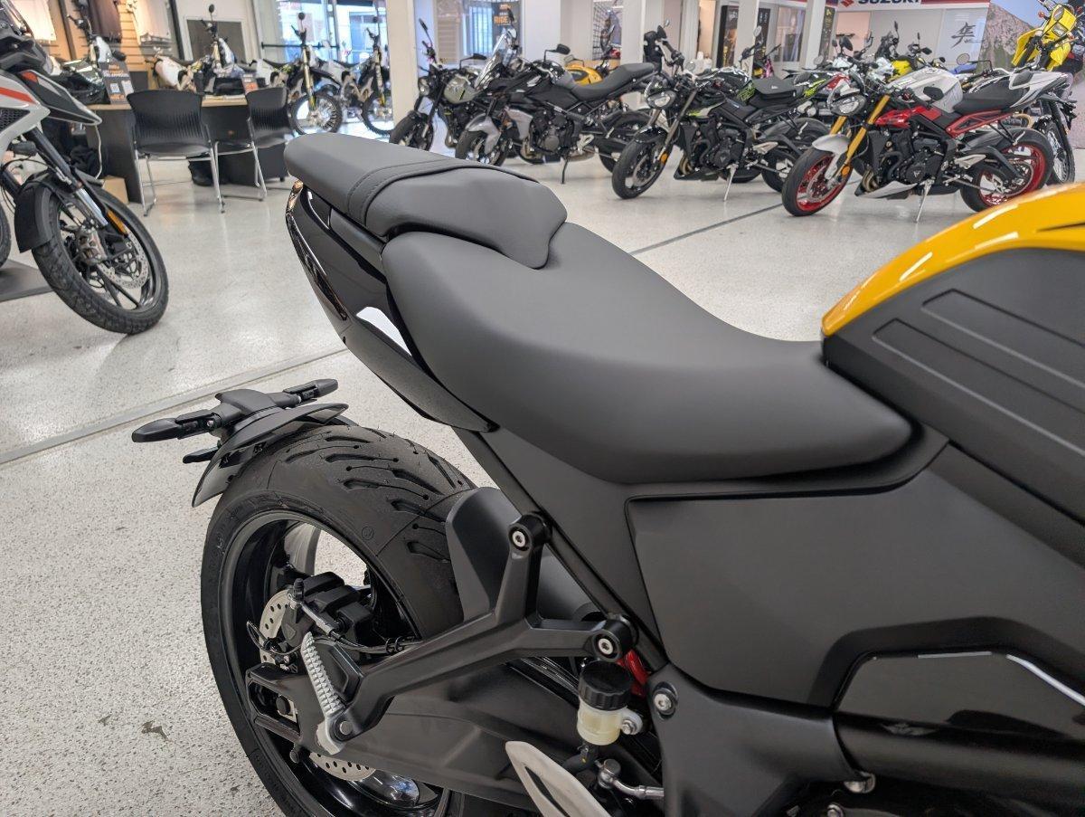2026 TRIUMPH TRIDENT 660 (LAMS) ROAD