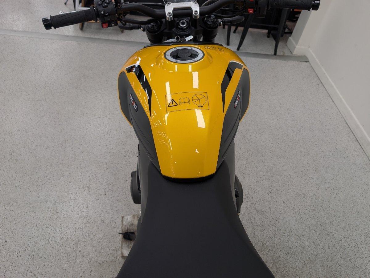 2026 TRIUMPH TRIDENT 660 (LAMS) ROAD