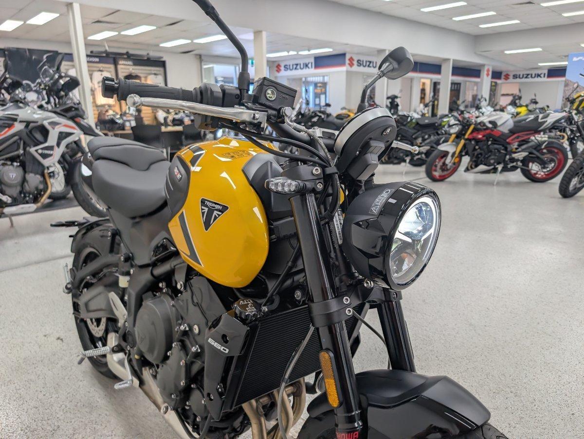 2026 TRIUMPH TRIDENT 660 (LAMS) ROAD