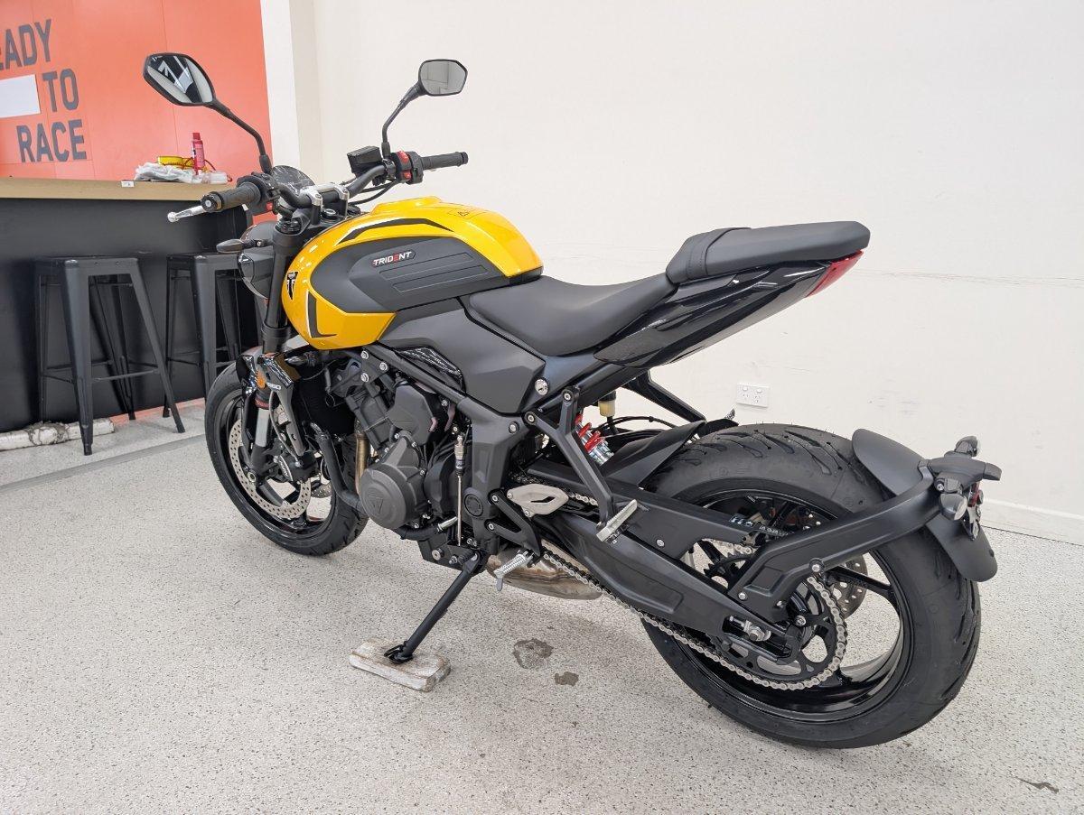 2026 TRIUMPH TRIDENT 660 (LAMS) ROAD