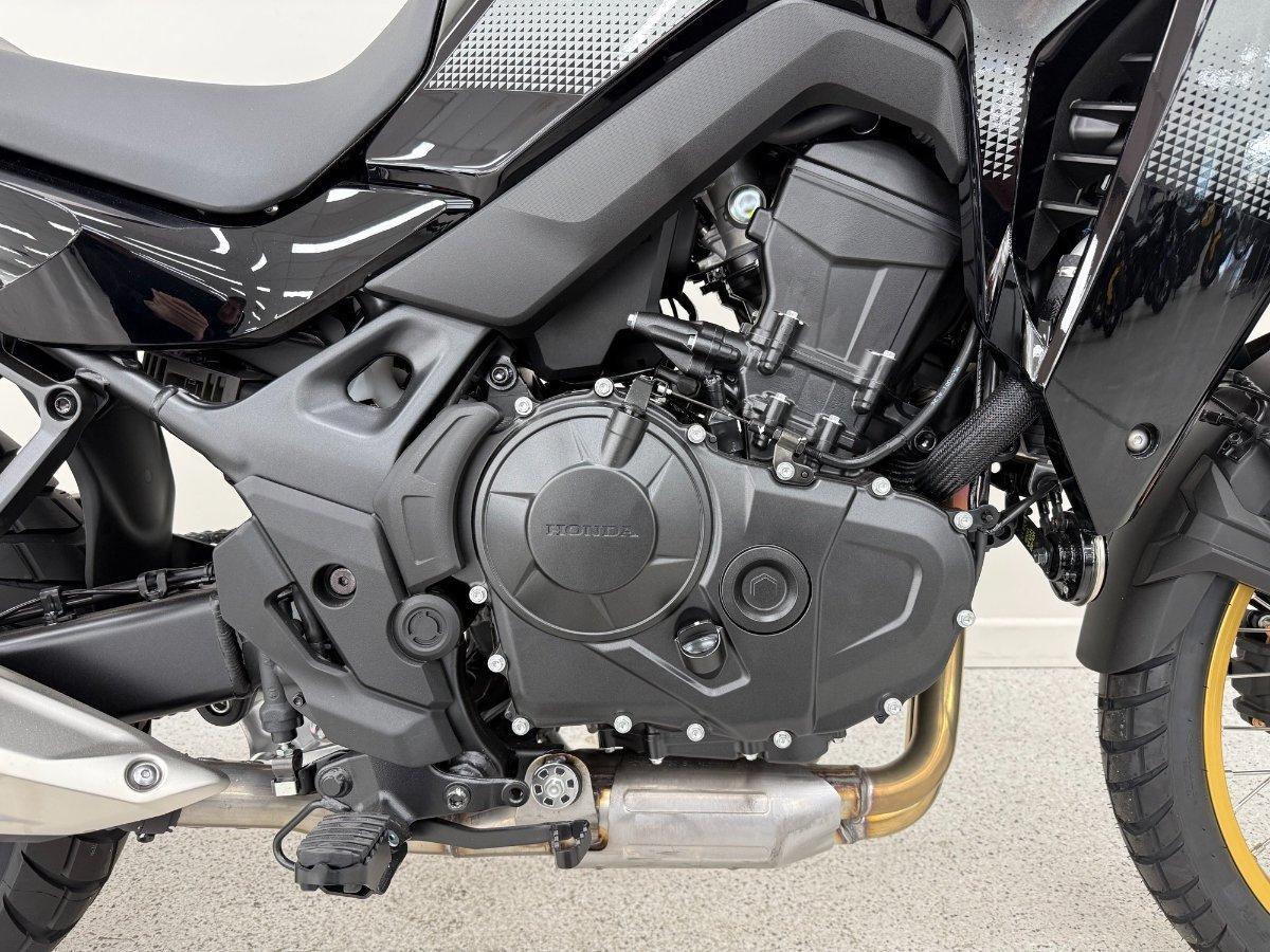 2025 HONDA XL750 TRANSALP DUAL SPORTS