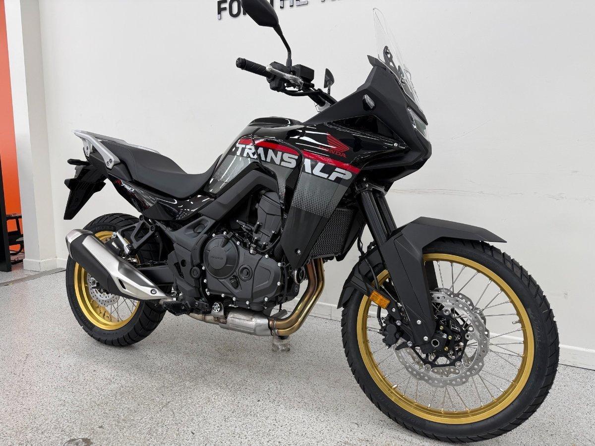 2025 HONDA XL750 TRANSALP DUAL SPORTS