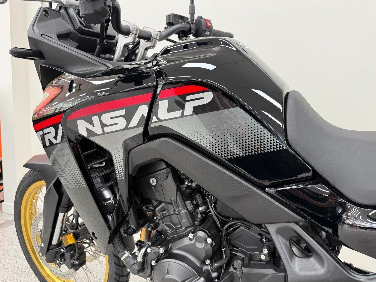 2025 HONDA XL750 TRANSALP DUAL SPORTS