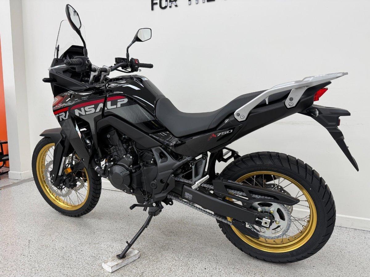 2025 HONDA XL750 TRANSALP DUAL SPORTS